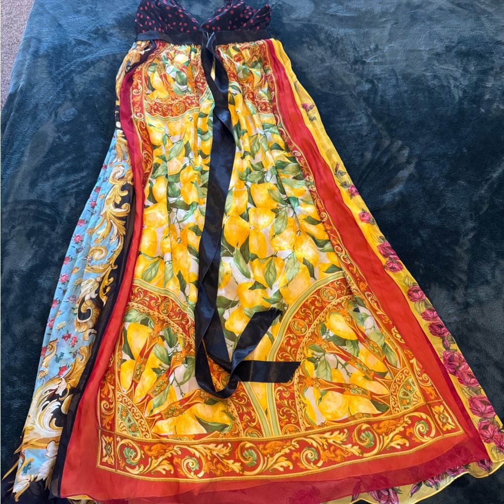 Vibrant Dolce and Gabanna Capri Silk Maxi dress size 40 Italian